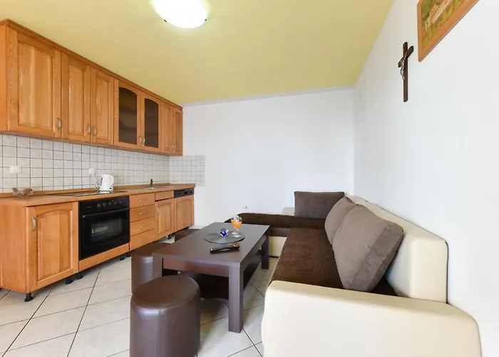 Krepo Ferienhaus Vir