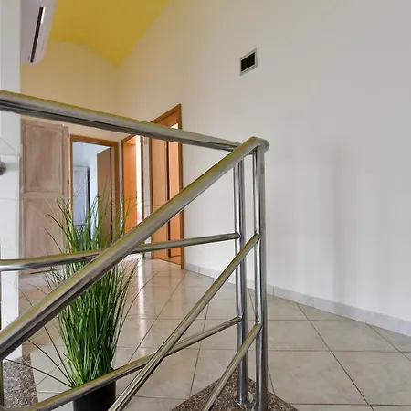 Krepo Ferienhaus *