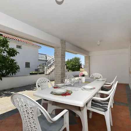 Ferienhaus Krepo Vir