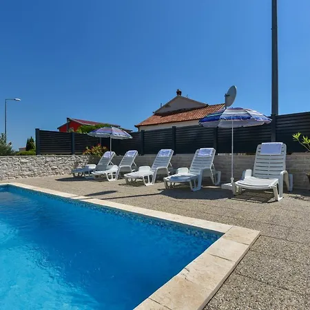 Ferienhaus Krepo *